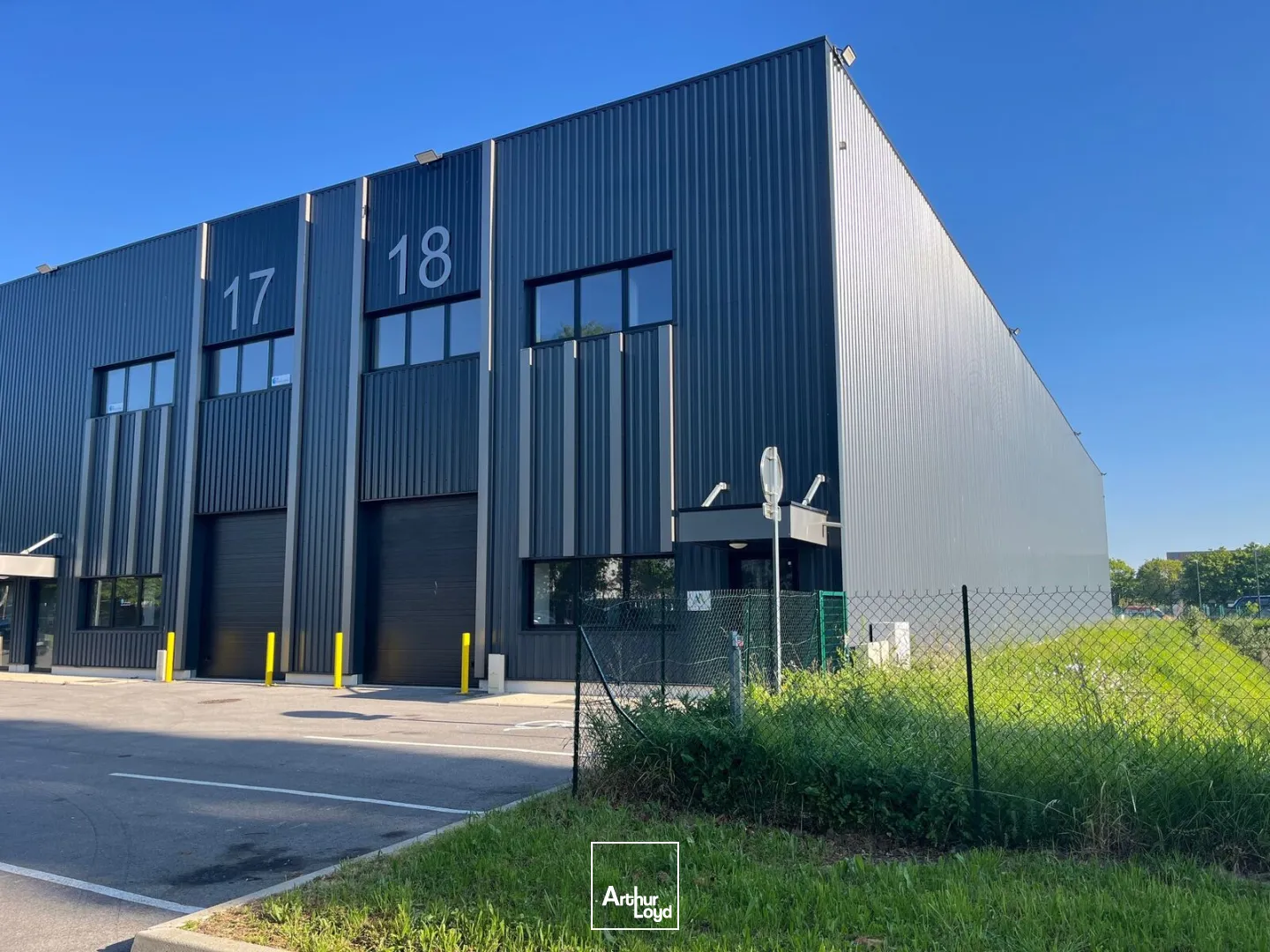 Locaux d'activité & Entrepôts - Location - CERGY - 95800 - 268-268 - 7742110