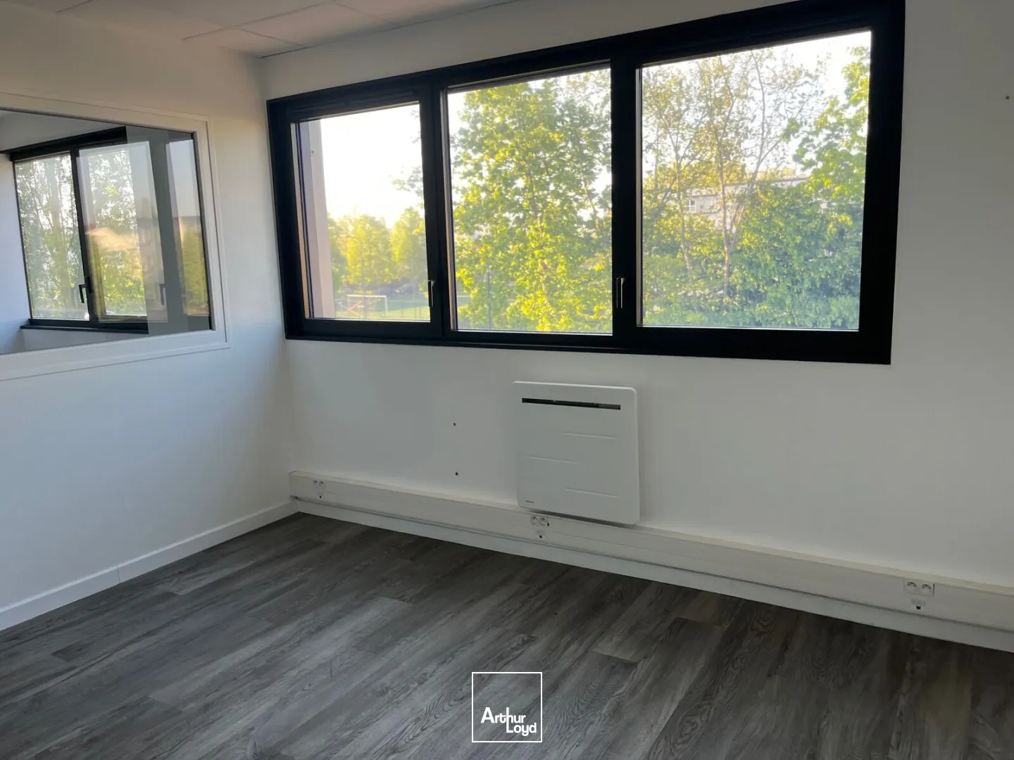Locaux d'activité & Entrepôts - Location - CERGY - 95800 - 268-268 - 7742120