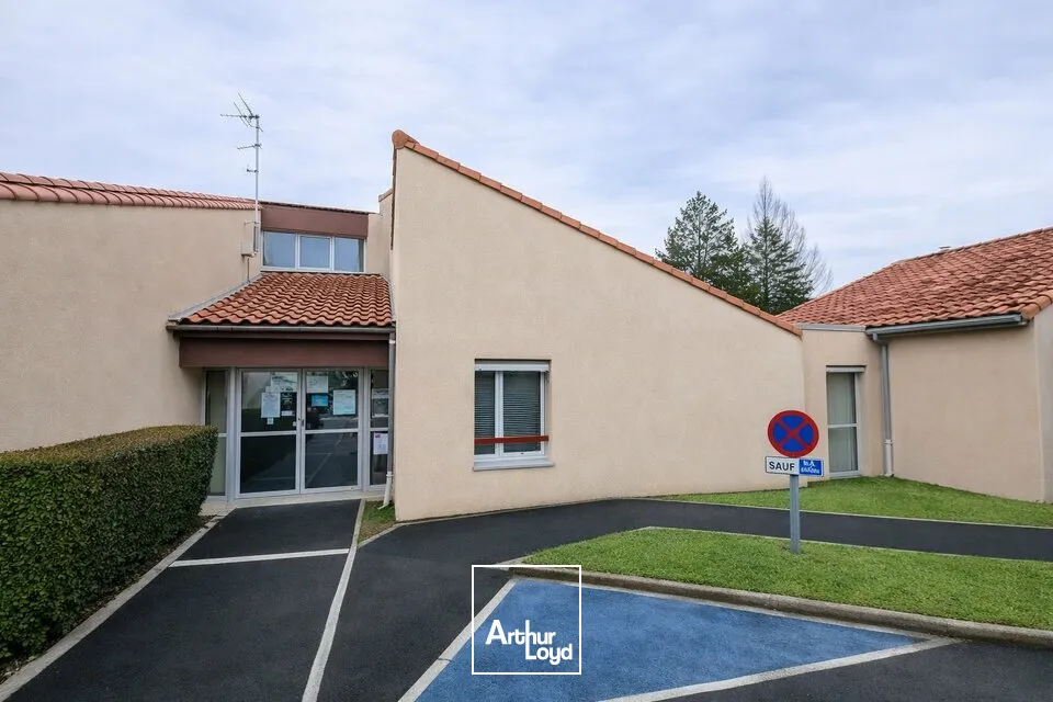 Bureaux - Vente - PARTHENAY - 79200 - 766-766 - 7742597