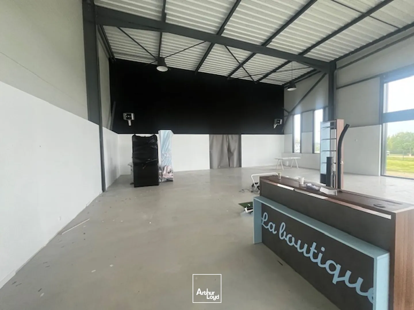 Locaux commerciaux - Vente - SAINT MARTIN DES CHAMPS - 29600 - 300-300 - 7742708