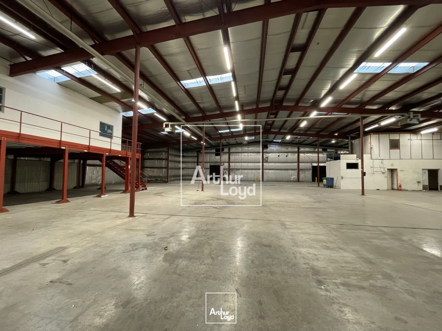 Locaux d'activité & Entrepôts - Location - GIERES - 38610 - 1968-1968 - 7742738