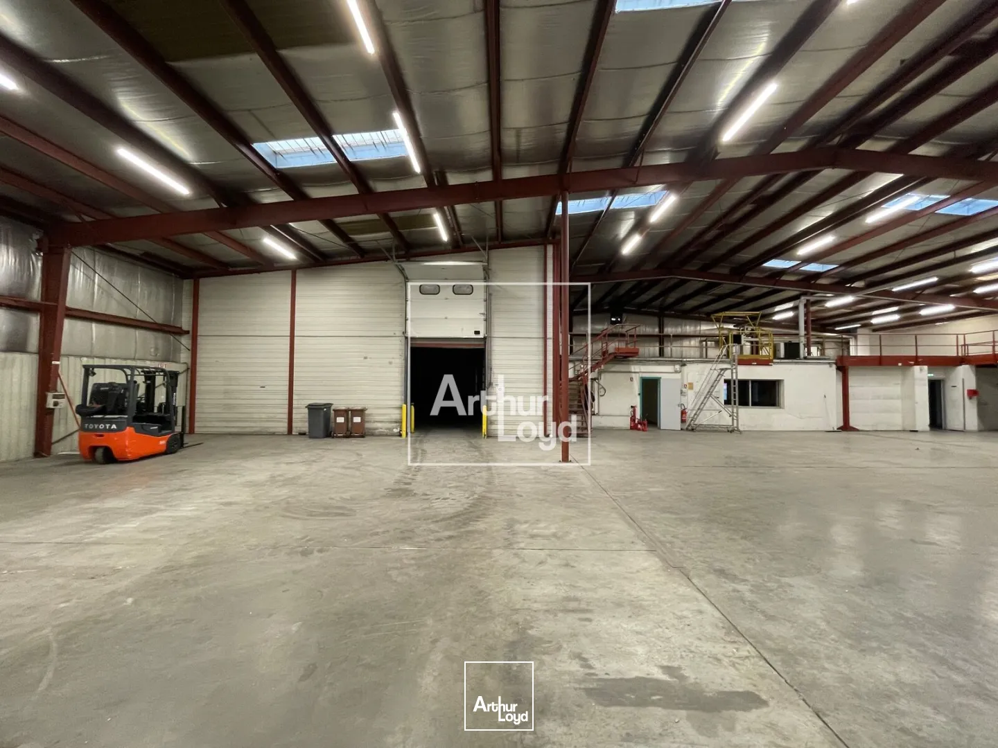 Locaux d'activité & Entrepôts - Location - GIERES - 38610 - 1968-1968 - 7742739