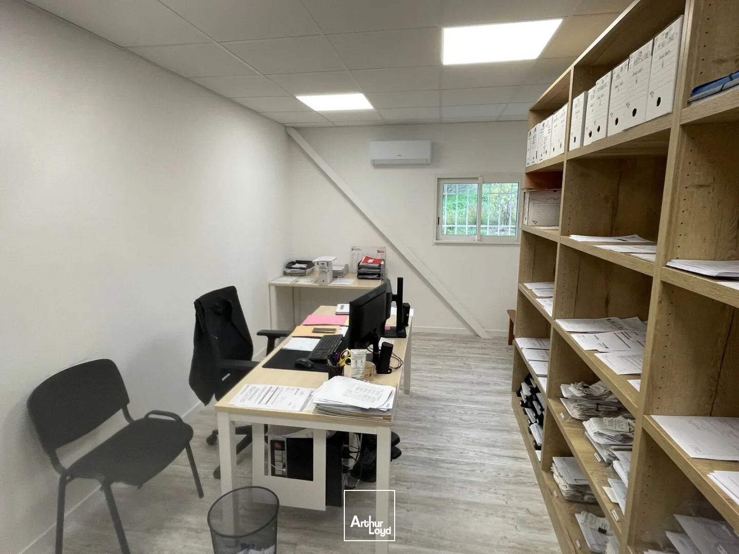 Locaux commerciaux - Vente - COLOMBIERS - 34440 - 886-886 - 7742998