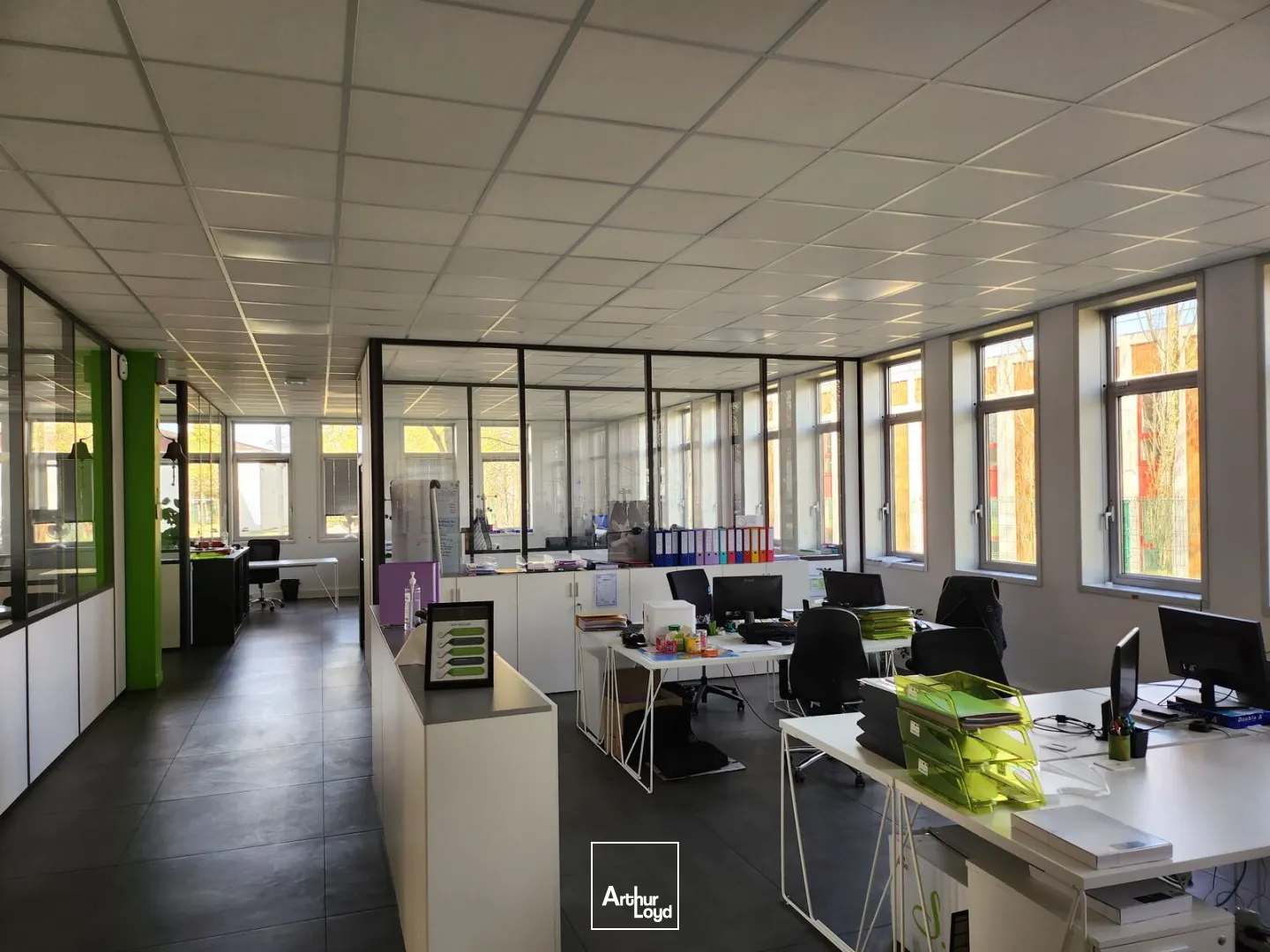 Bureaux - Location - ERAGNY - 95610 - 182-1435 - 7743022