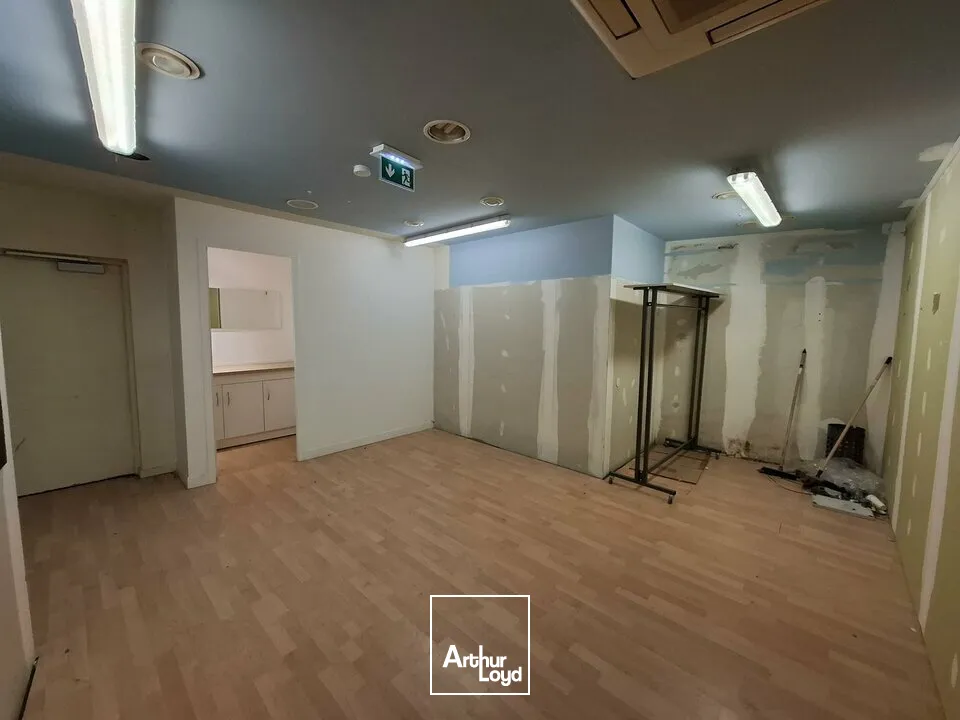 Locaux commerciaux - Location - CLERMONT FERRAND - 63000 - 95-95 - 7743354