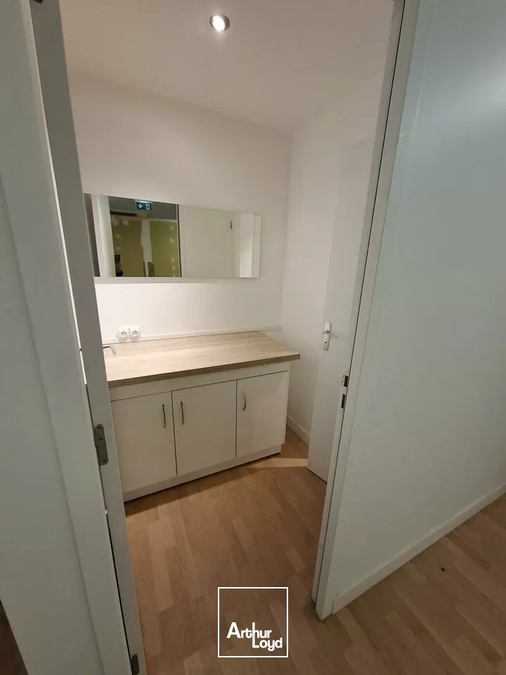 Locaux commerciaux - Location - CLERMONT FERRAND - 63000 - 95-95 - 7743357