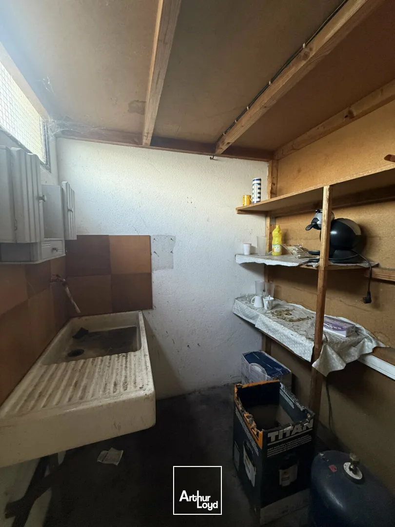 Locaux d'activité & Entrepôts - Location - MALEMORT - 19360 - 180-180 - 7743410