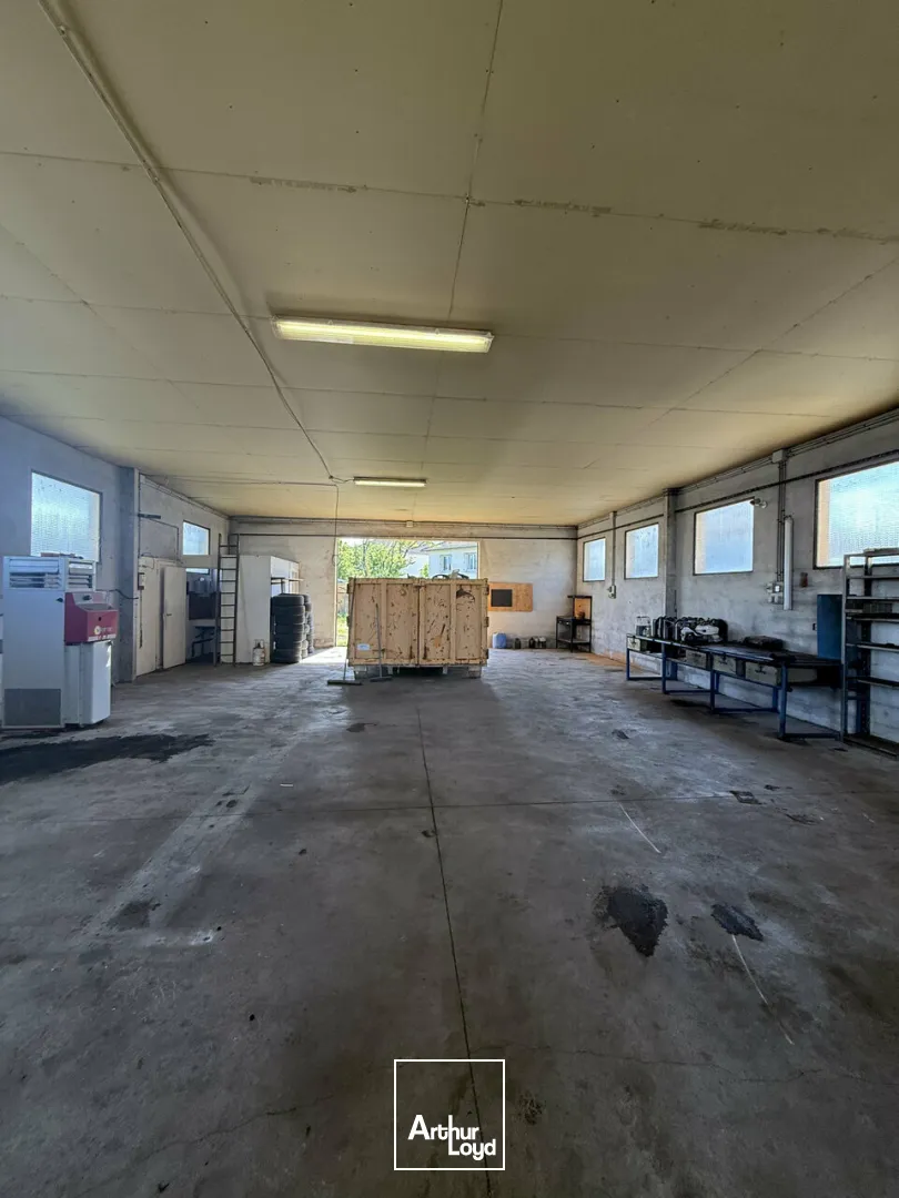 Locaux d'activité & Entrepôts - Location - MALEMORT - 19360 - 180-180 - 7743404