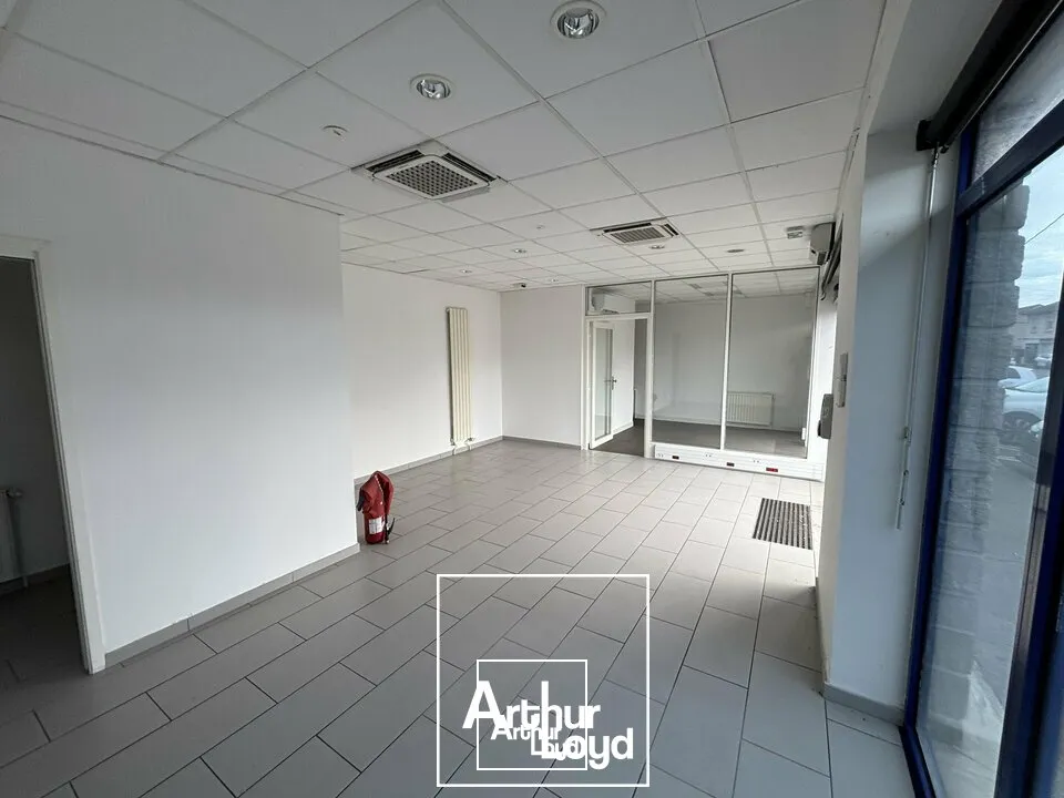 Locaux commerciaux - Location - BRIVE-LA-GAILLARDE - 19100 - 60-60 - 7743399