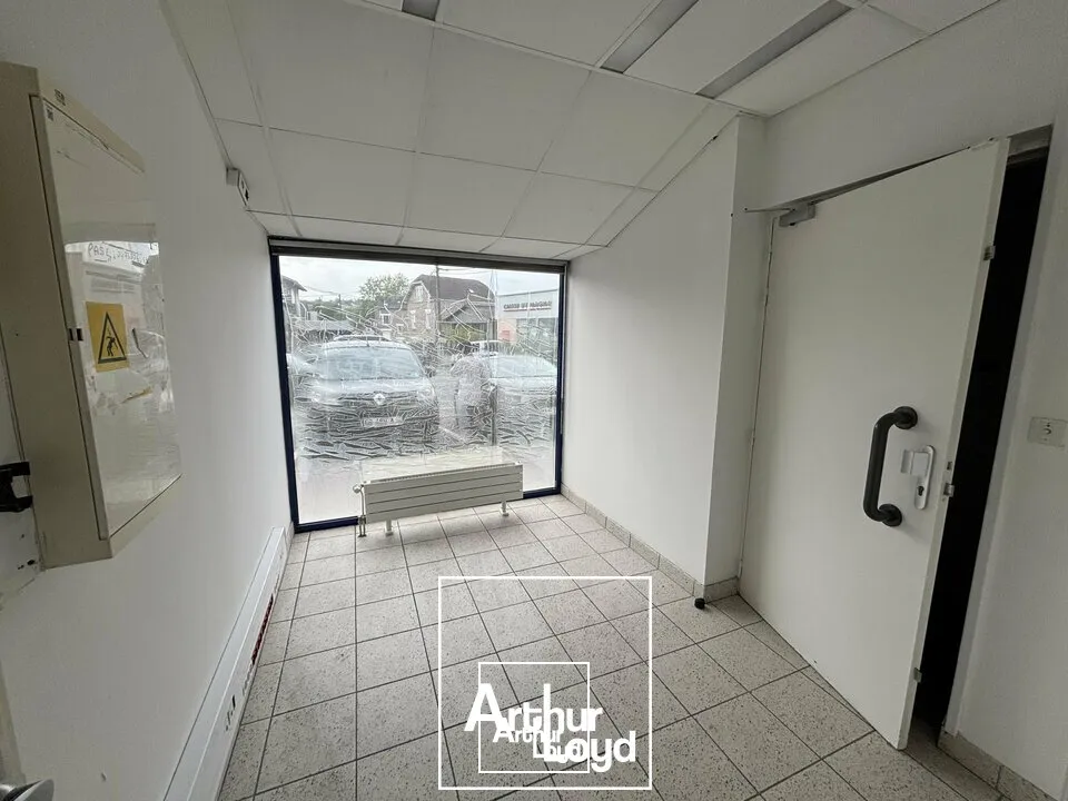 Locaux commerciaux - Location - BRIVE-LA-GAILLARDE - 19100 - 60-60 - 7743401