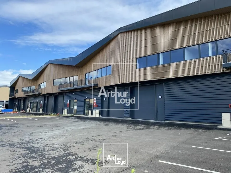 Locaux d'activité & Entrepôts - Vente - MOISSY CRAMAYEL - 77550 - 418-3990 - 7743458