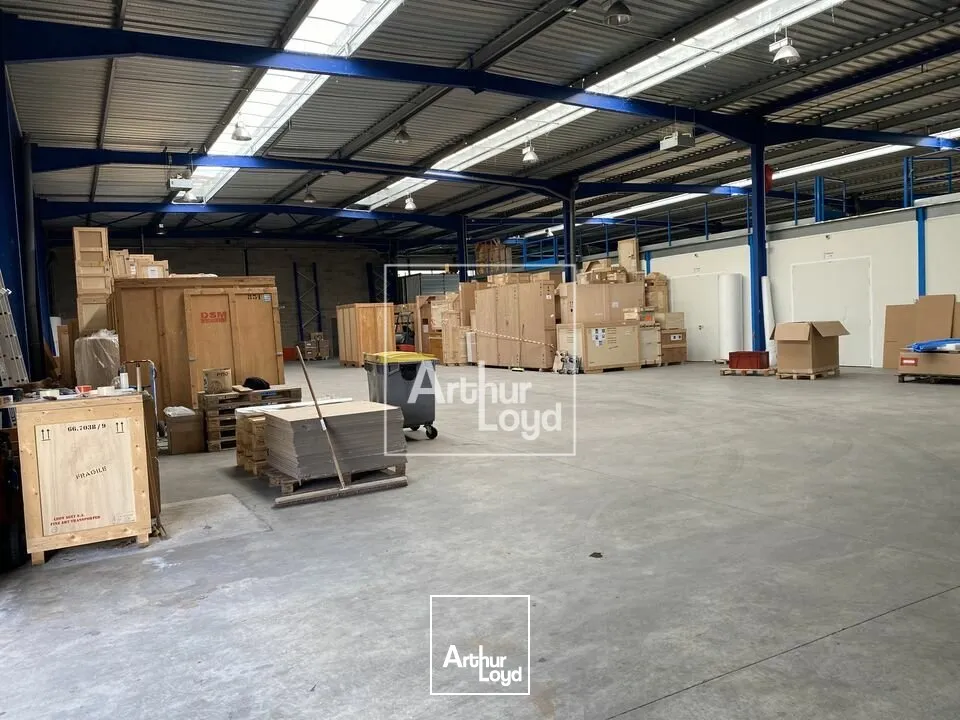 Locaux d'activité & Entrepôts - Vente - CHAMPCUEIL - 91750 - 3400-3400 - 7743467