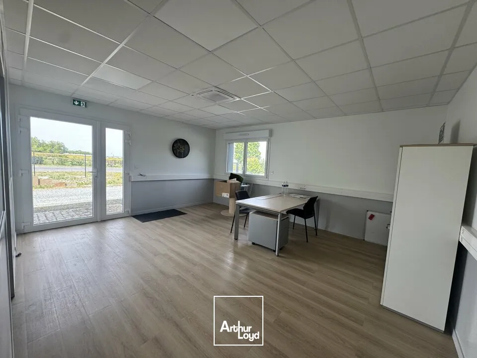 Locaux d'activité & Entrepôts - Location - SUBLAINES - 37310 - 625-625 - 7743539