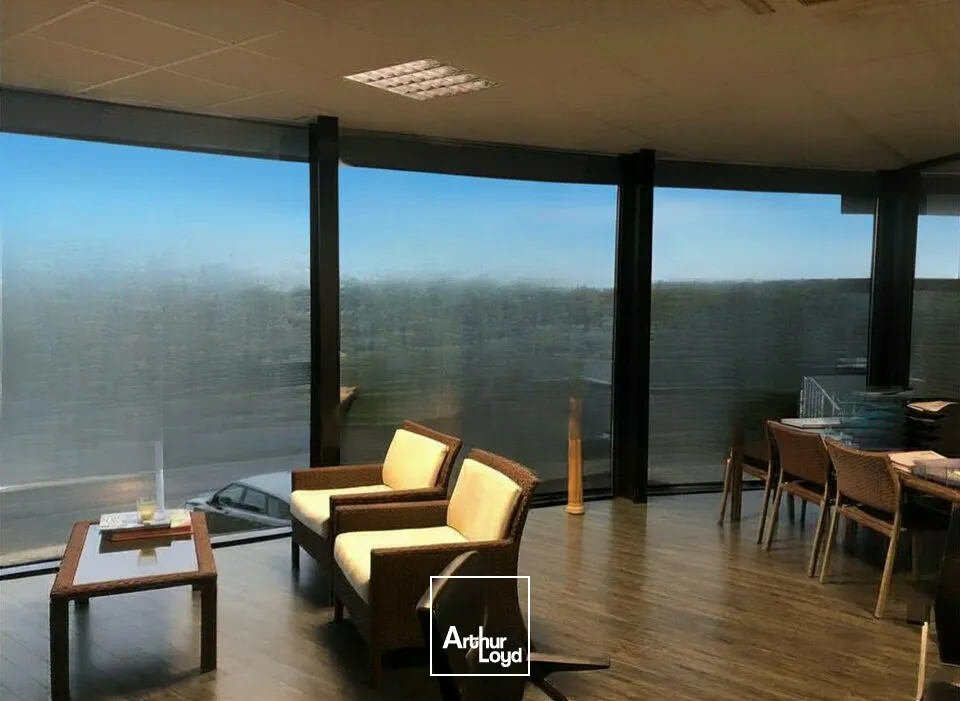 Locaux commerciaux - Location - SAINT-DOULCHARD - 18230 - 1008-1008 - 7743556