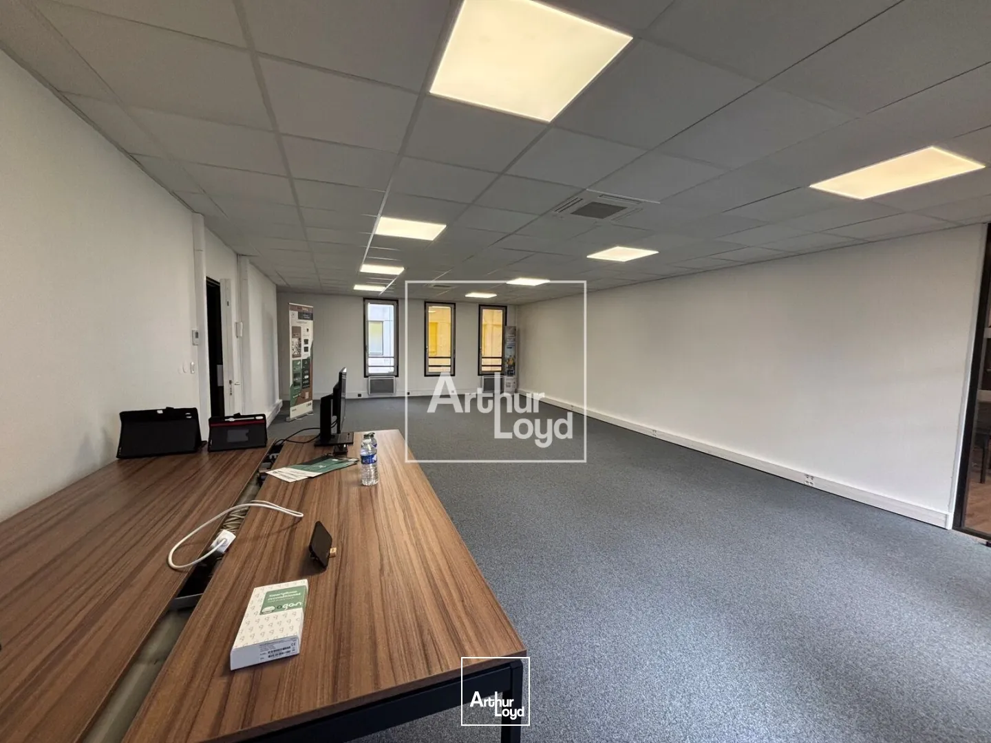 Bureaux - Location - MEYLAN - 38240 - 70-251 - 7743683