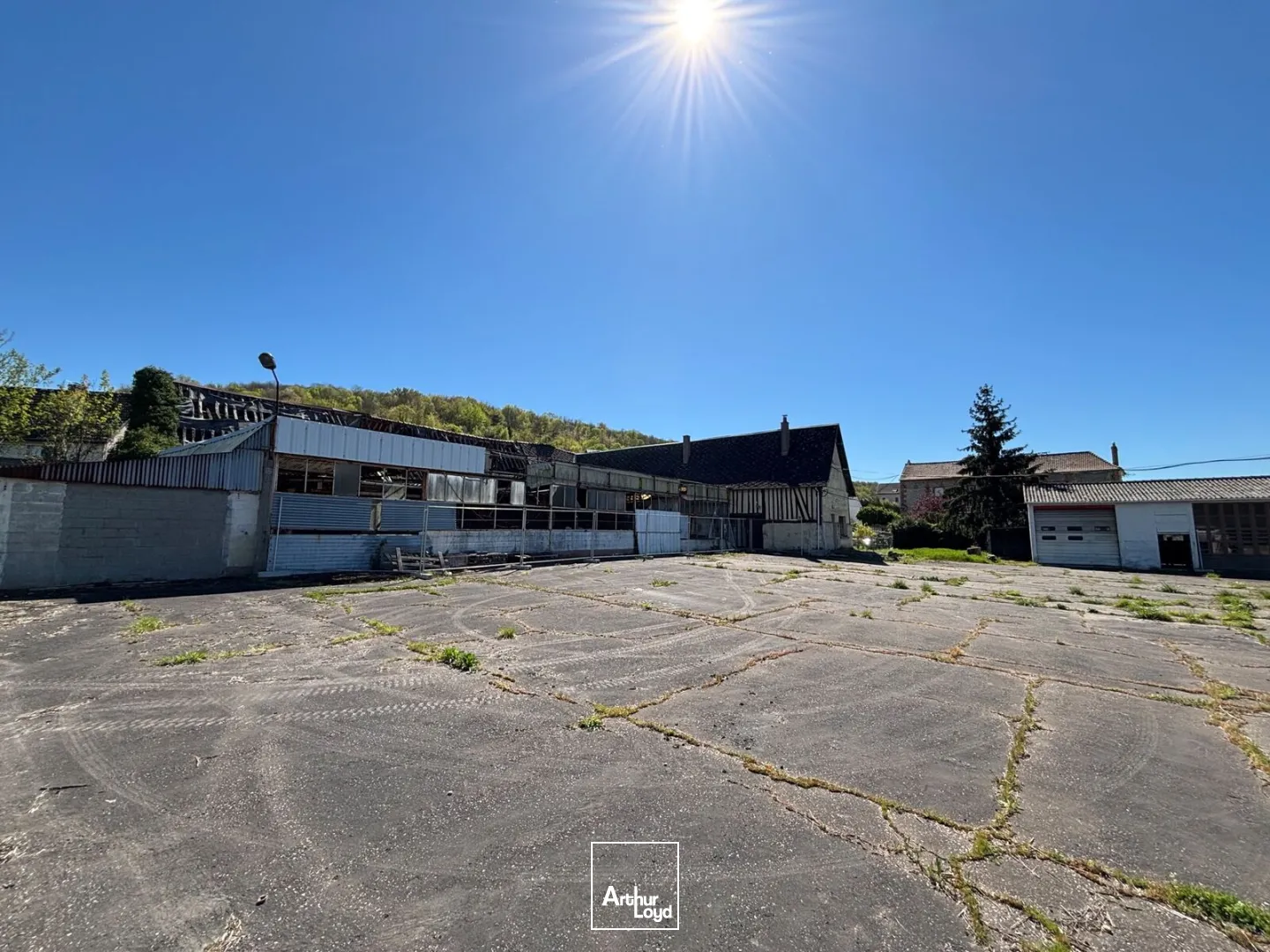 Locaux d'activité & Entrepôts - Vente - TOURVILLE LA RIVIERE - 76410 - 300-300 - 7743712