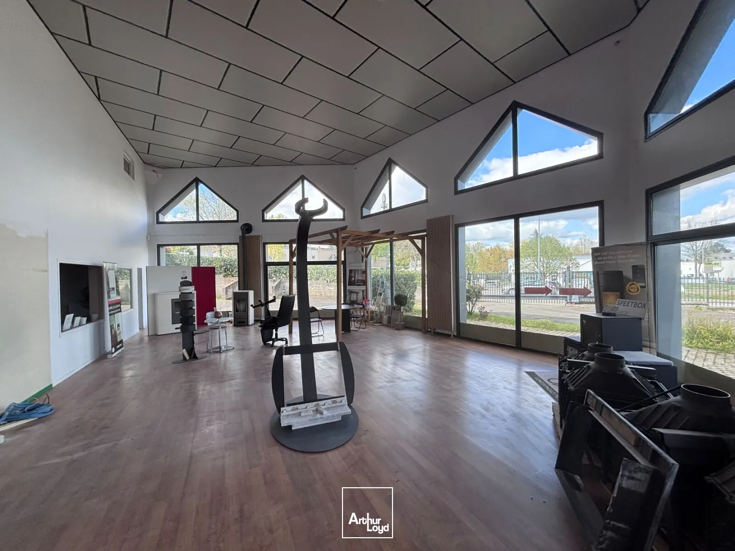 Locaux d'activité & Entrepôts - Location - BOUGUENAIS - 44340 - 570-570 - 7743892