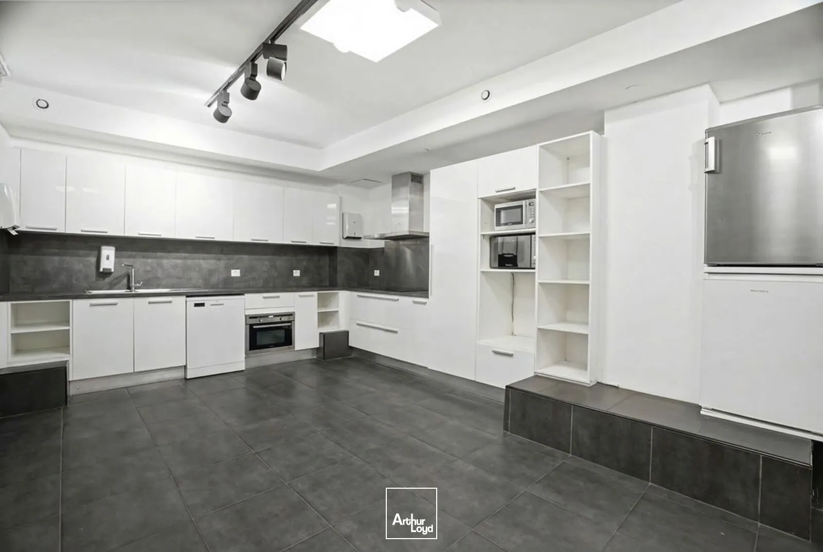 Bureaux - Coworking - PARIS - 75010 - 250-250 - 7744072