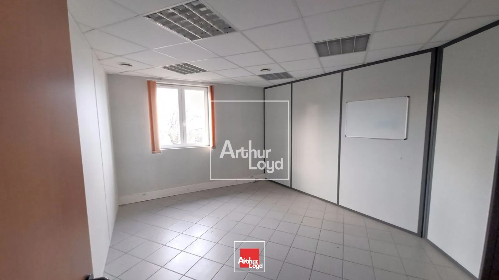Bureaux - Location - MOIRANS - 38430 - 102-216 - 7744558