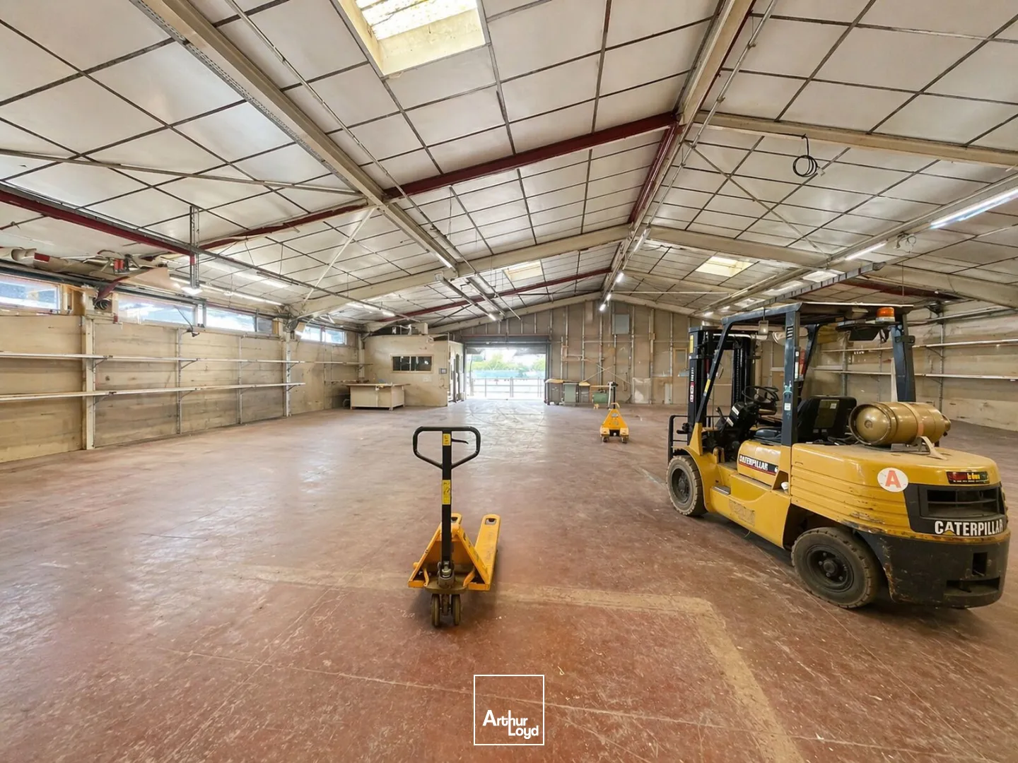 Locaux d'activité & Entrepôts - Location - SAINTE GENEVIEVE - 60730 - 800-1745 - 7744574