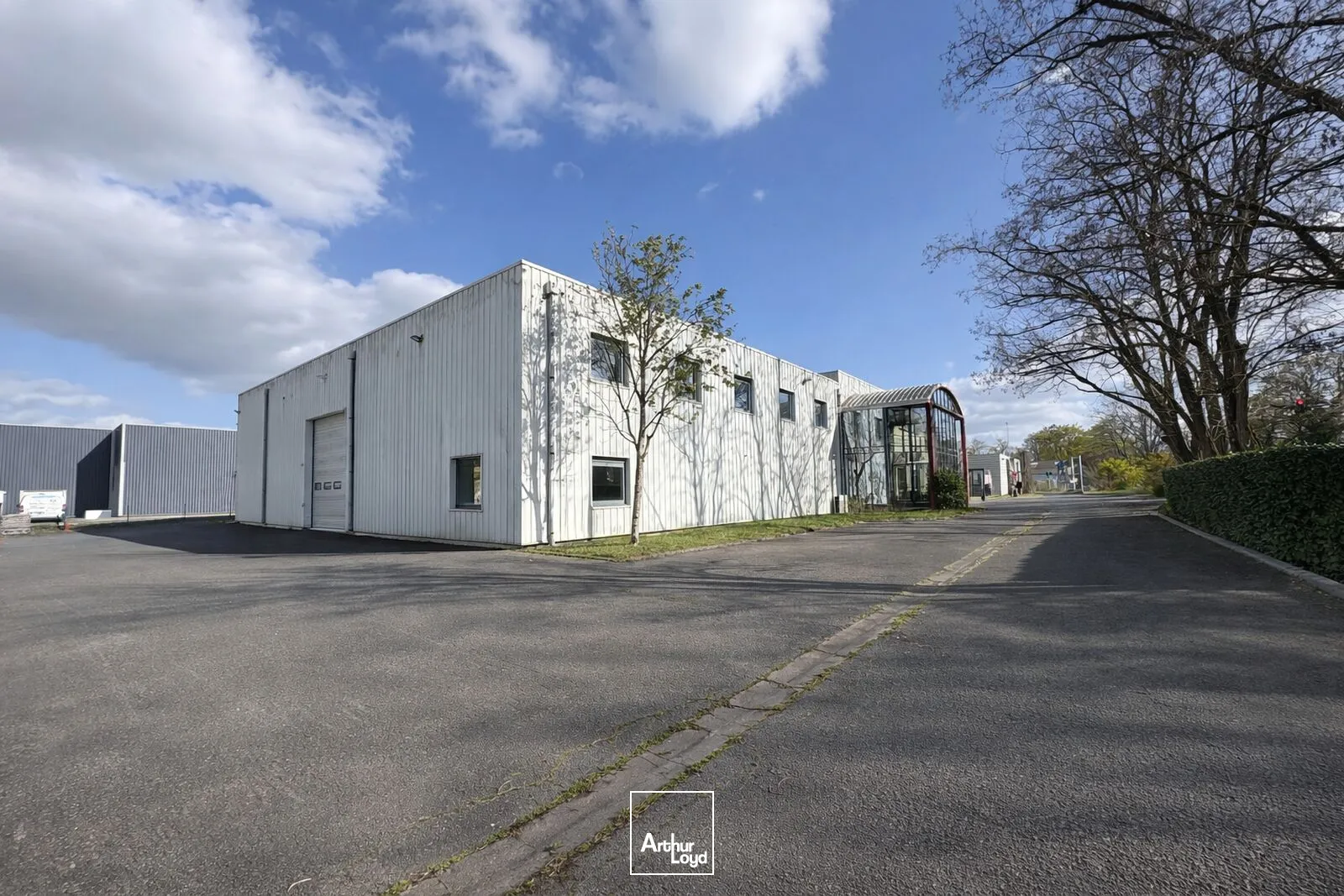 Locaux d'activité & Entrepôts - Location - SAINT CYR EN VAL - 45590 - 1592-1592 - 7744618