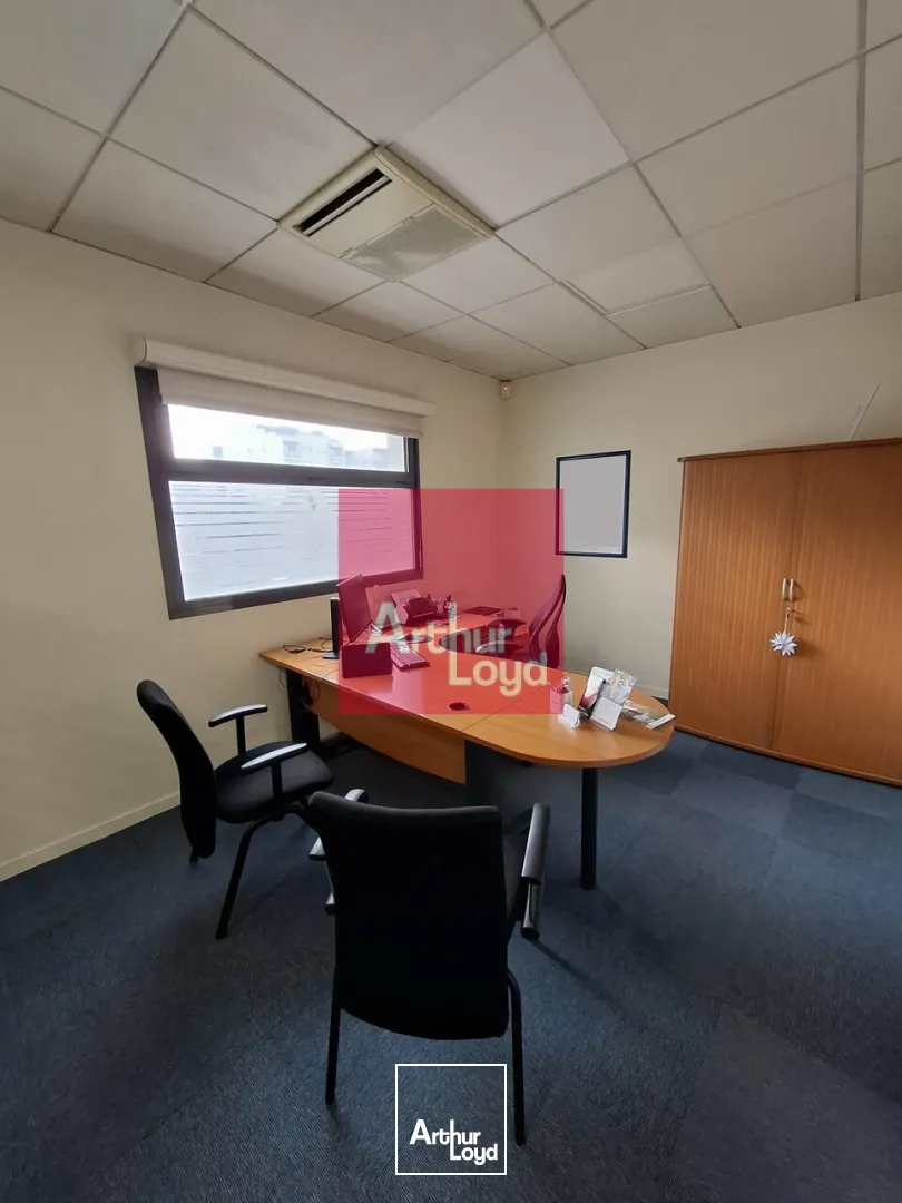 Locaux commerciaux - Location - CLERMONT-FERRAND - 63000 - 261-261 - 7746049