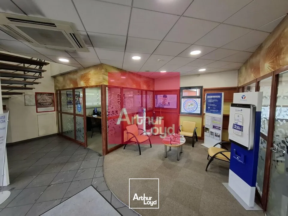 Locaux commerciaux - Location - CLERMONT-FERRAND - 63000 - 261-261 - 7746052