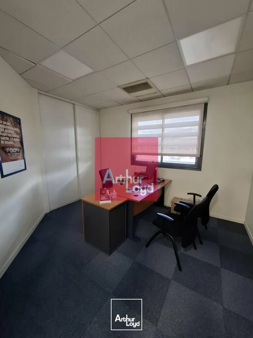 Locaux commerciaux - Location - CLERMONT-FERRAND - 63000 - 261-261 - 7746054