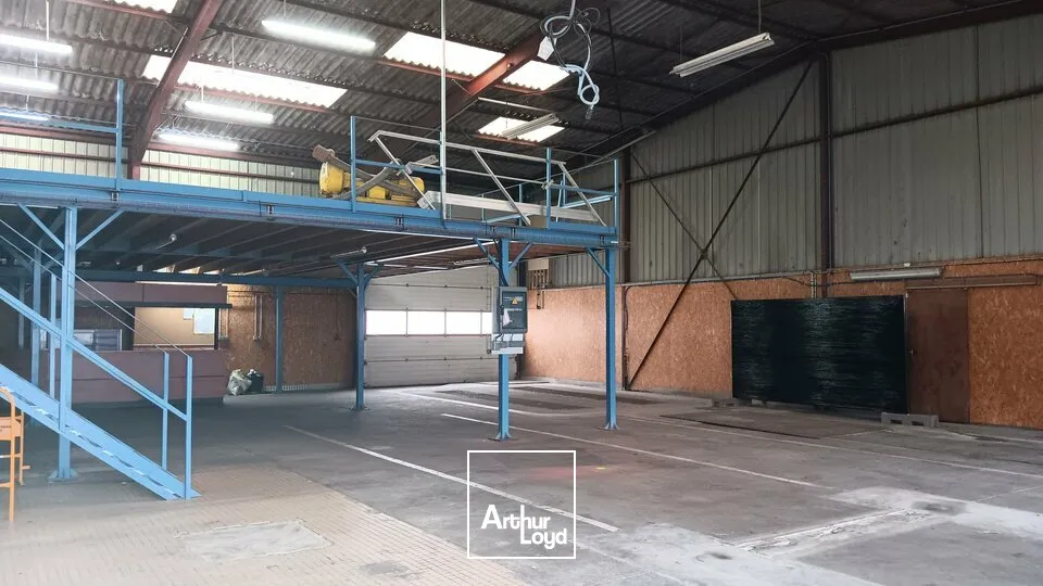 Locaux d'activité & Entrepôts - Location - L'OIE - 85140 - 678-678 - 7746143
