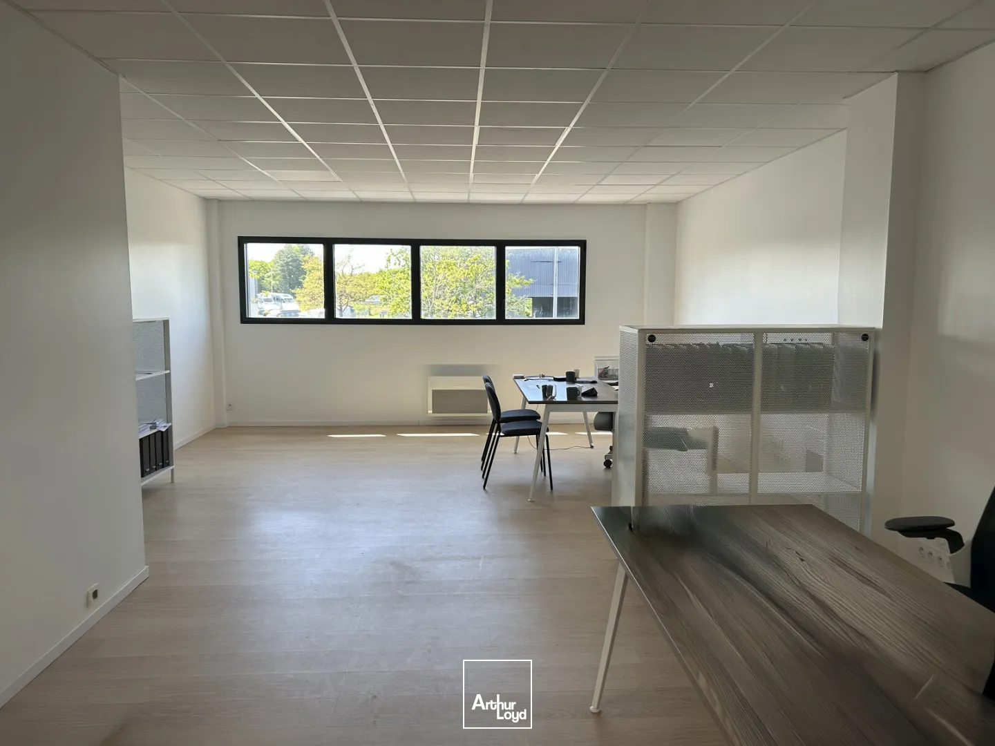 Locaux d'activité & Entrepôts - Location - VIGNEUX DE BRETAGNE - 44360 - 300-300 - 7746401