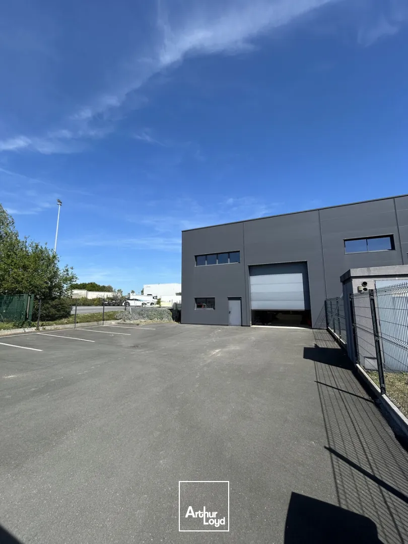 Locaux d'activité & Entrepôts - Location - VIGNEUX DE BRETAGNE - 44360 - 300-300 - 7746403