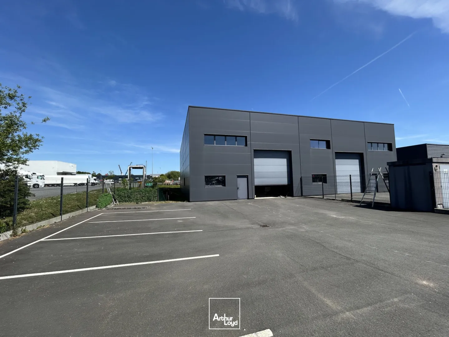Locaux d'activité & Entrepôts - Location - VIGNEUX DE BRETAGNE - 44360 - 300-300 - 7746404