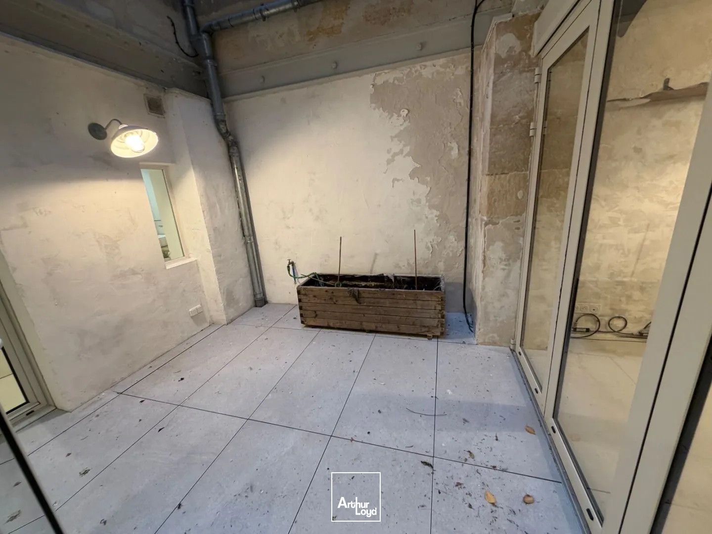 Locaux commerciaux - Vente - BORDEAUX - 33000 - 99.7-99.7 - 7746459