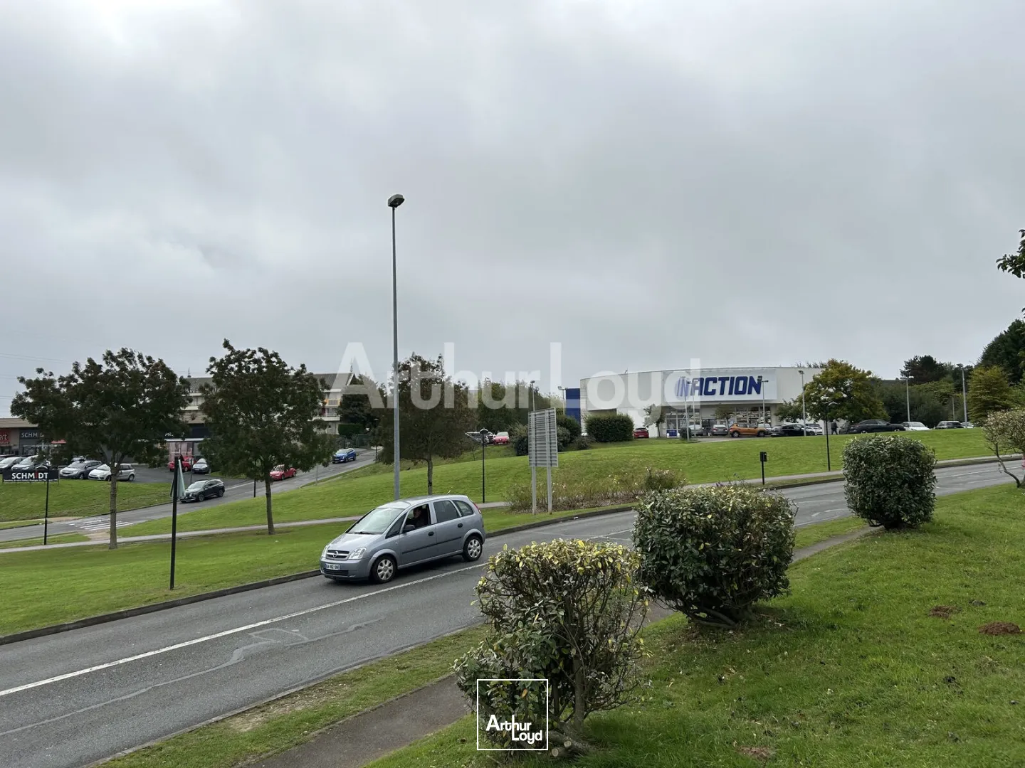 Locaux commerciaux - Location - SAINT MARTIN BOULOGNE - 62280 - 817-817 - 7746711