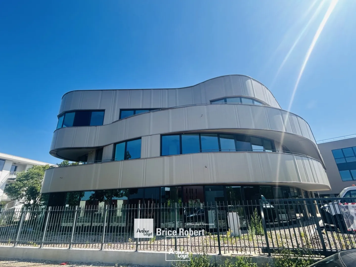 Bureaux - Location - DARDILLY - 69570 - 244.37-244.37 - 7746843