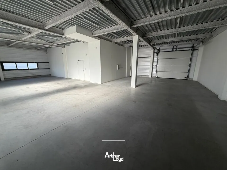 Locaux d'activité & Entrepôts - Location - BOURG LES VALENCE - 26500 - 250-250 - 7746959