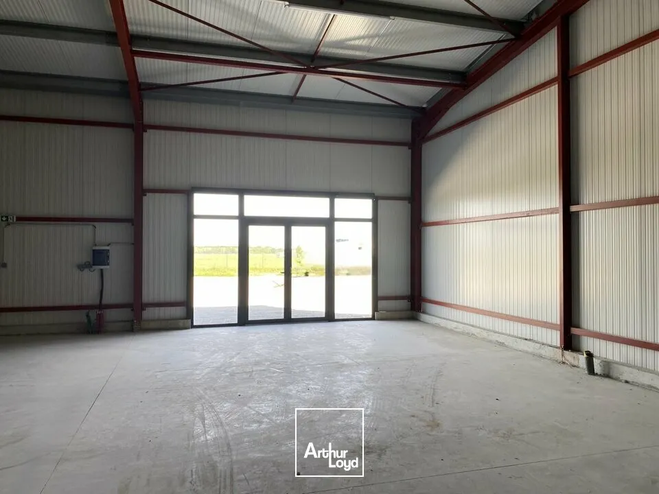 Locaux d'activité & Entrepôts - Location - BIARD - 86580 - 363-363 - 7747042