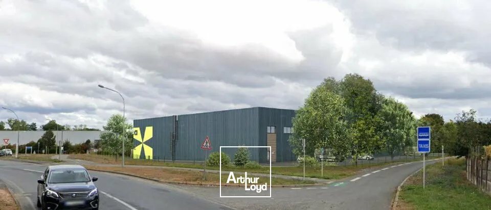 Locaux d'activité & Entrepôts - Location - CHASSENEUIL-DU-POITOU - 86360 - 412-412 - 7747047