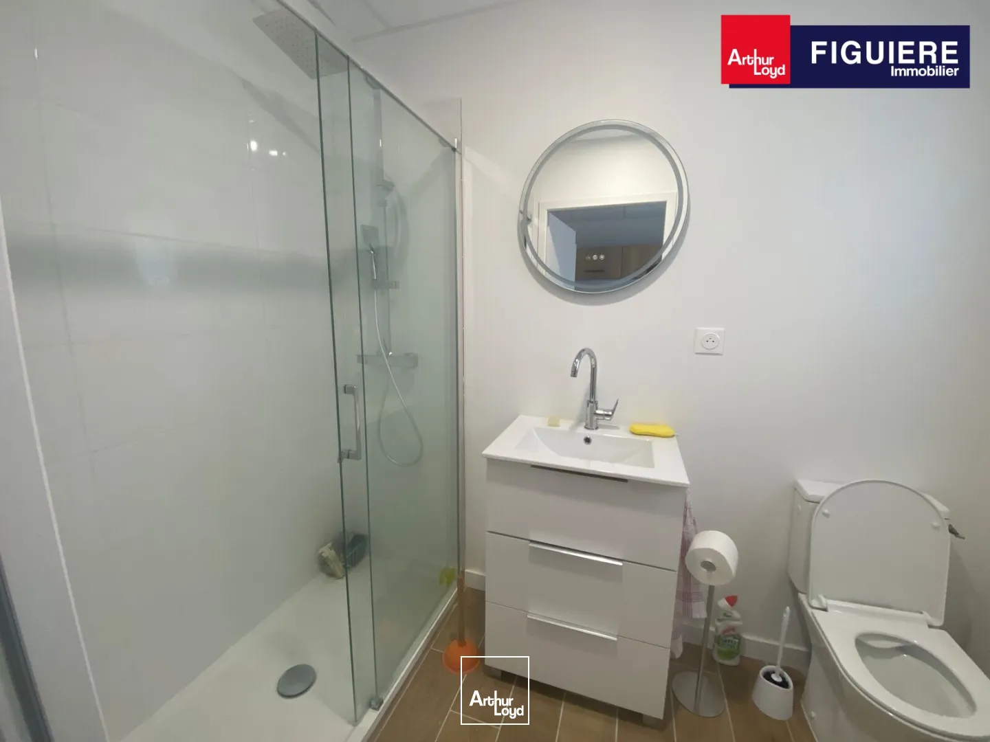 Bureaux - Vente - EYGUIERES - 13430 - 86.3-207.7 - 7747137