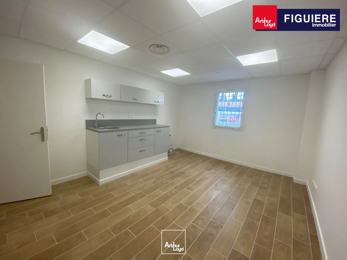 Bureaux - Vente - EYGUIERES - 13430 - 86.3-207.7 - 7747136