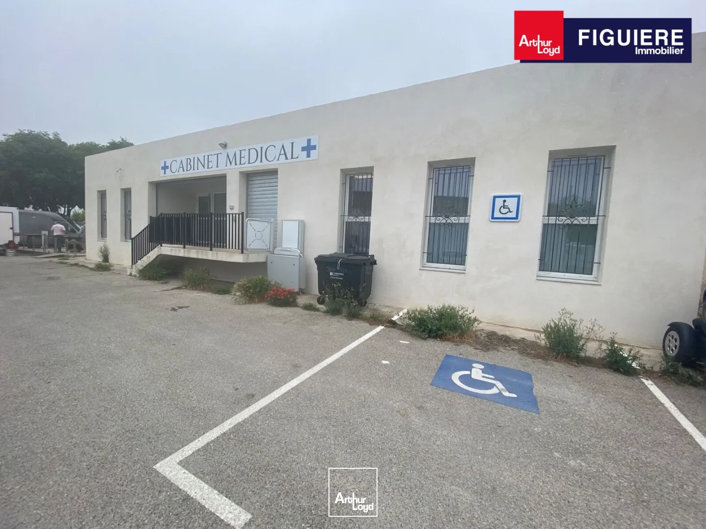 Bureaux - Vente - EYGUIERES - 13430 - 86.3-207.7 - 7747127