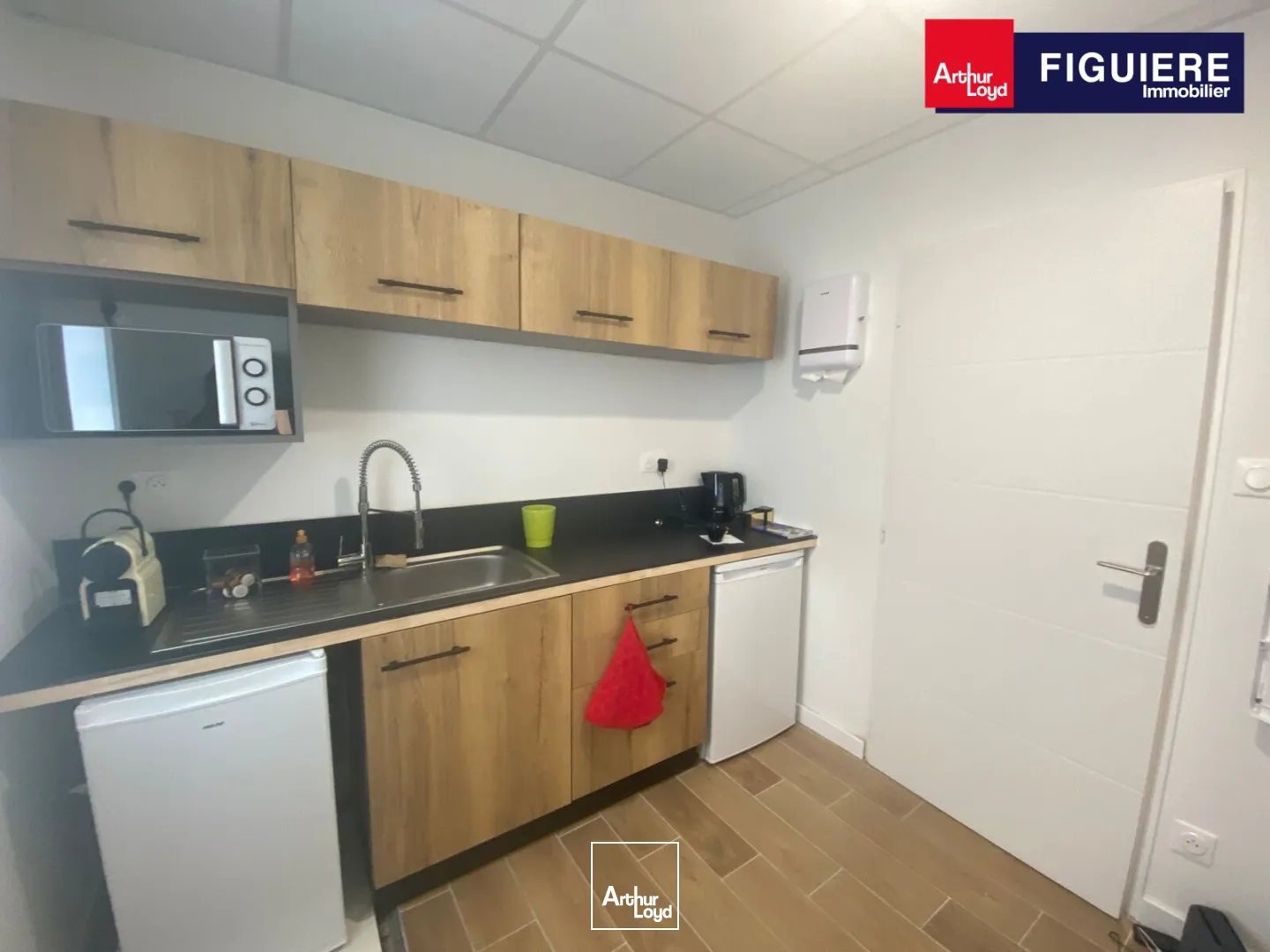 Bureaux - Vente - EYGUIERES - 13430 - 86.3-207.7 - 7747135