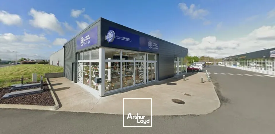 Locaux commerciaux - Location - SAINT-POURCAIN-SUR-SIOULE - 03500 - 85-85 - 7747146