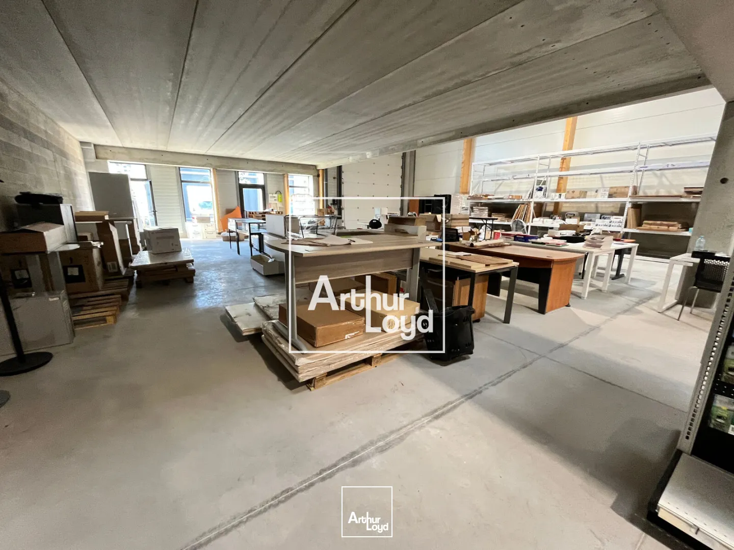 Locaux d'activité & Entrepôts - Location - GALLARGUES LE MONTUEUX - 30660 - 719.5-719.5 - 7747169