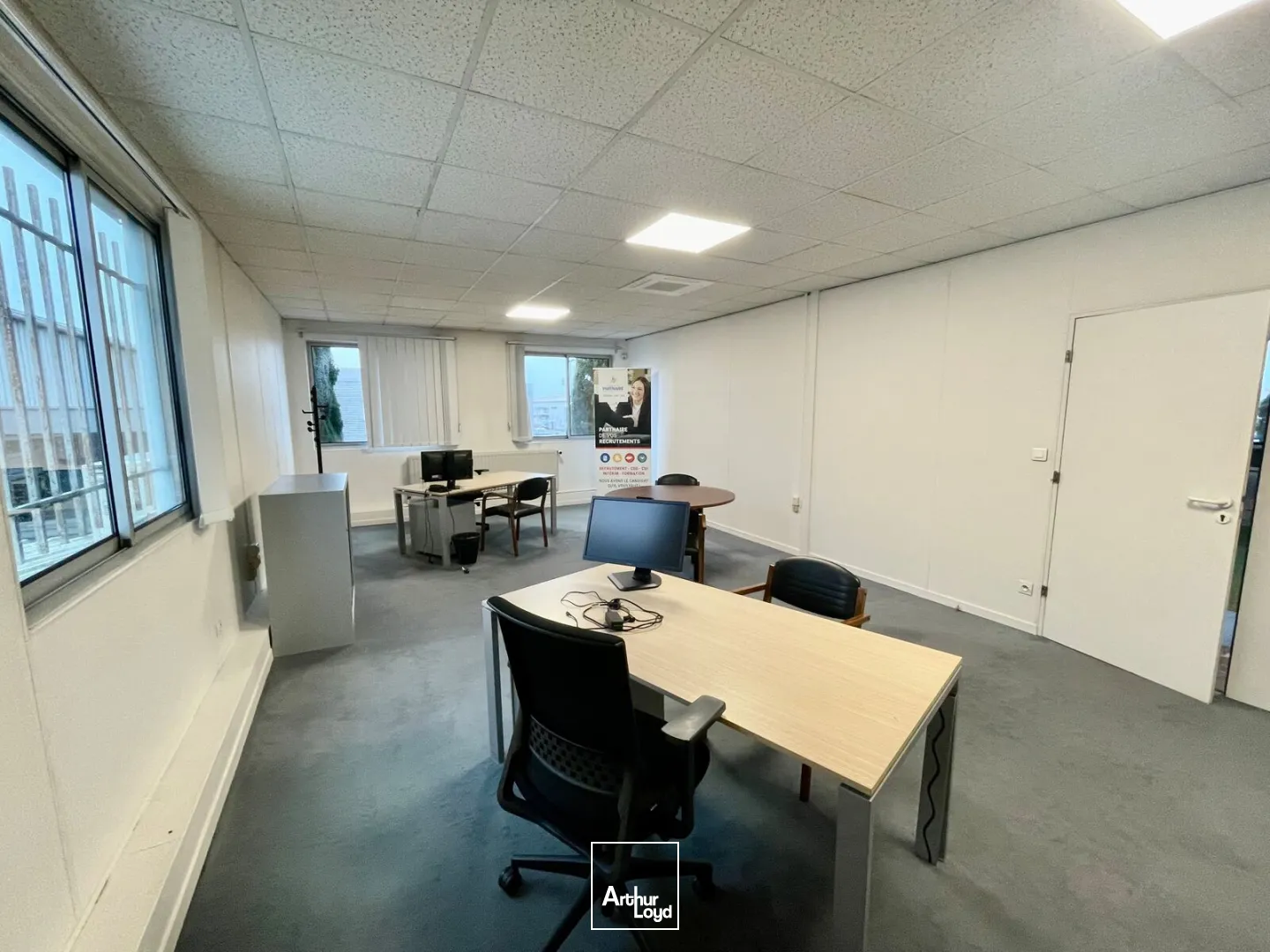 Bureaux - Location - SAINT ETIENNE DU ROUVRAY - 76800 - 105-652 - 7747287