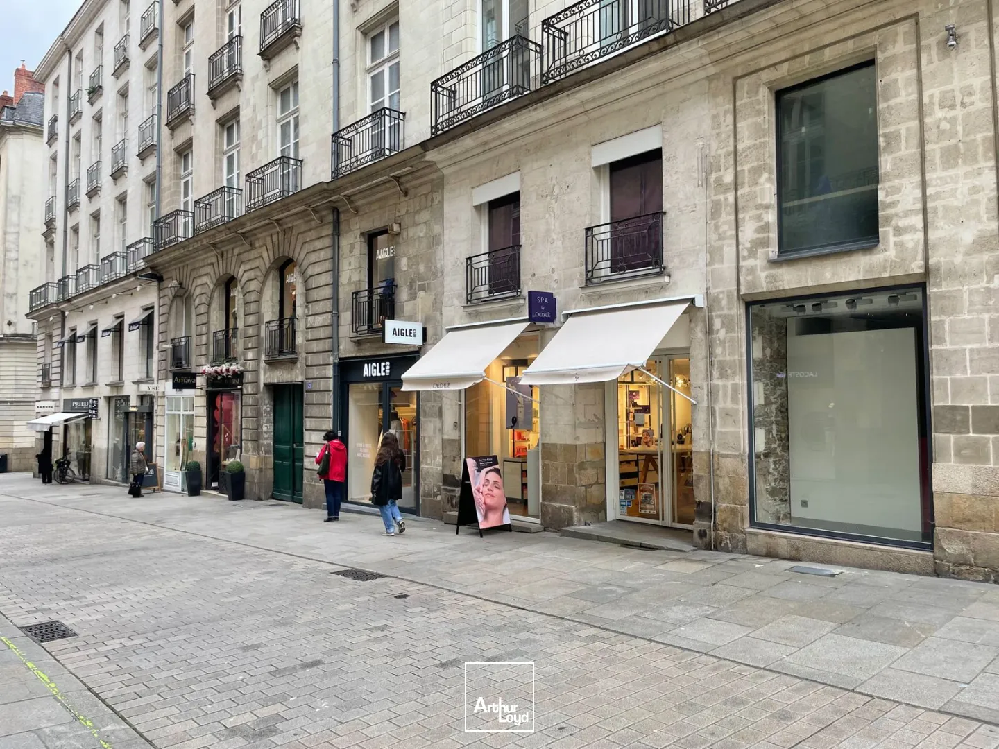 Locaux commerciaux - Cession - NANTES - 44000 - 240-240 - 7747433