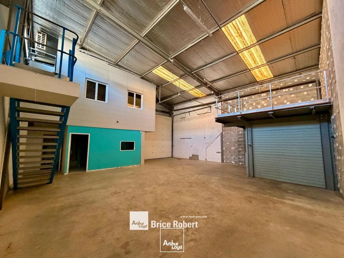 Locaux d'activité & Entrepôts - Vente - BRIGNAIS - 69530 - 297-297 - 7747750