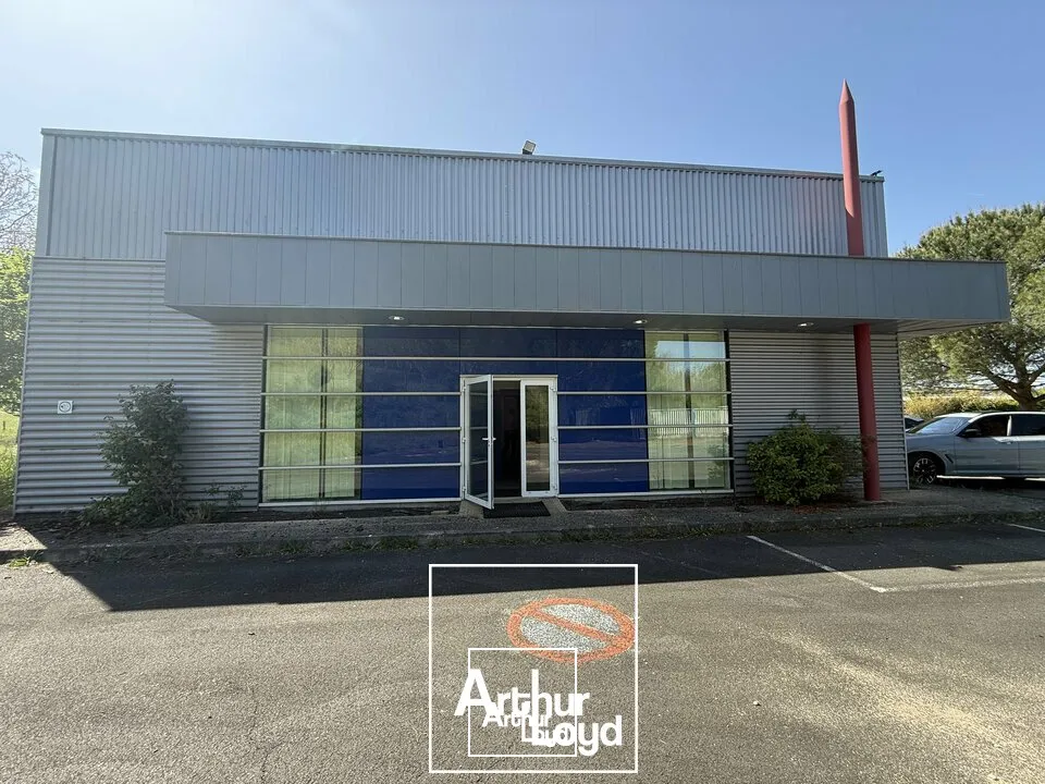 Locaux d'activité & Entrepôts - Location - TERRASSON LAVILLEDIEU - 24120 - 329-329 - 7747924