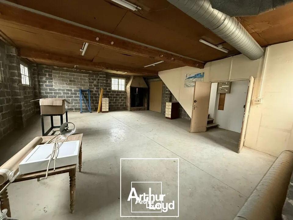 Locaux d'activité & Entrepôts - Location - BRIVE-LA-GAILLARDE - 19100 - 314-314 - 7747952