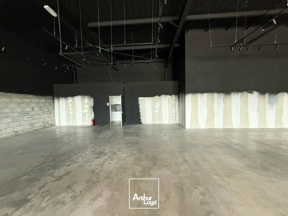 Locaux commerciaux - Location - MALEMORT - 19360 - 775-775 - 7747962